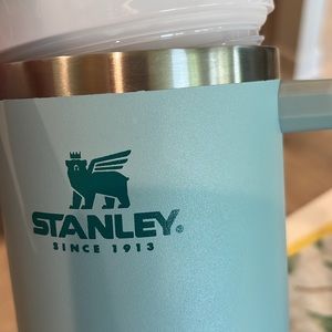 Seafoam Stanley 40oz